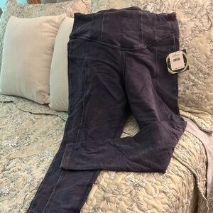 FREE PEOPLE MOVEMENT LEGGINGS